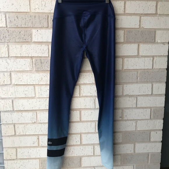 Alo Yoga Airbrush Blue Ombre Gradient Leggings XS - Picture 7 of 8